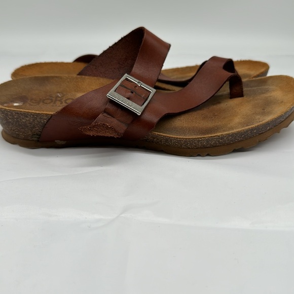 Yokono leather sandals 9 1/2 - Picture 2 of 3